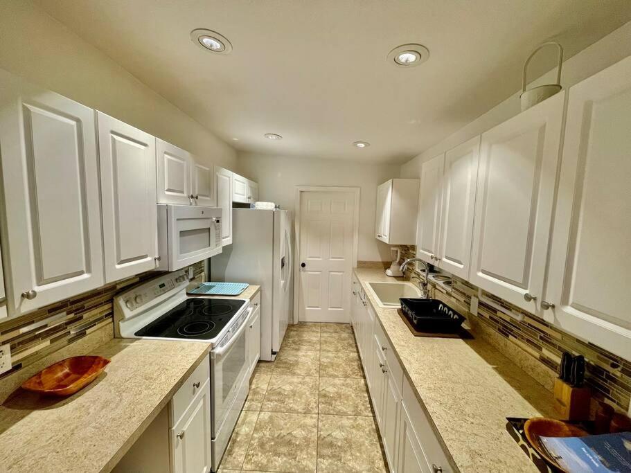 Cozy Modest Home Near Universal Studios/Volcanobay Orlando Bagian luar foto