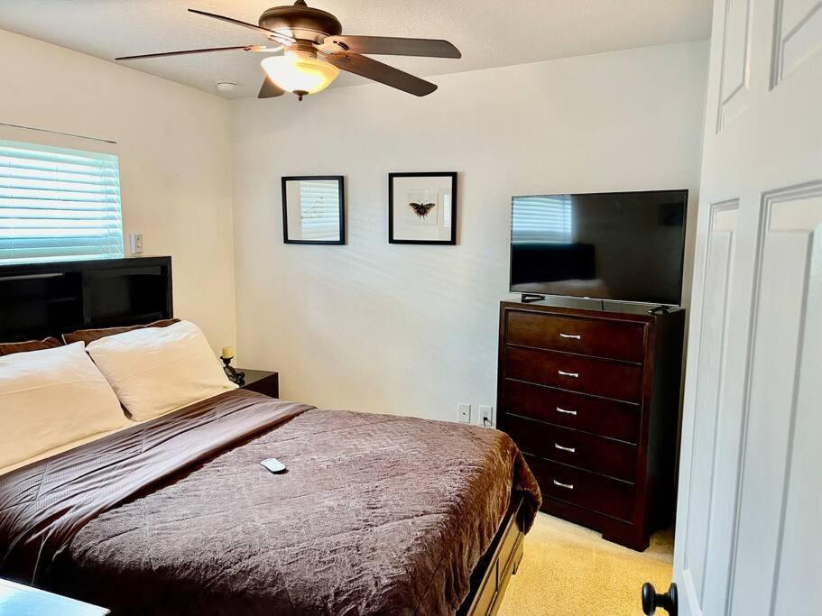 Cozy Modest Home Near Universal Studios/Volcanobay Orlando Bagian luar foto